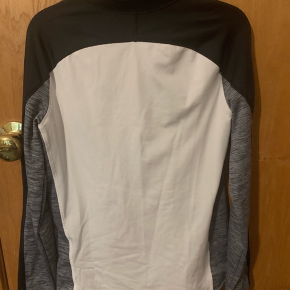 Long sleeve under armor. Size small. Worn once. - Picture 2 of 2